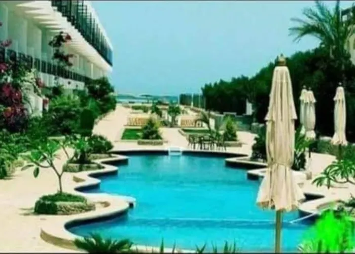 Captain * Hurghada